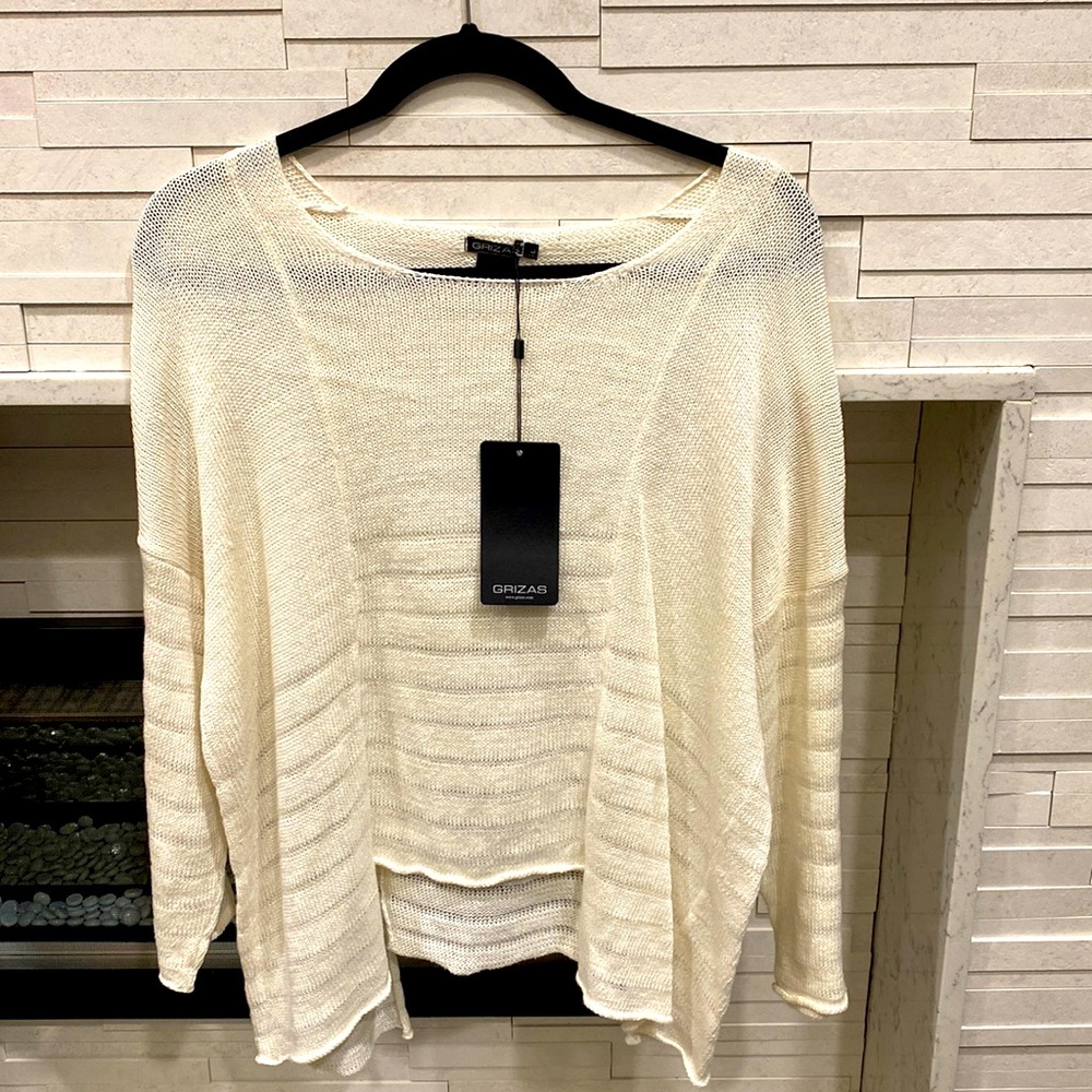 New with tags ivory long sleeve Grizas brand linen sweater